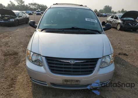 2006 Chrysler Town & Country z USA, uszkodzony, nr VIN 1A4GP45R96B502375